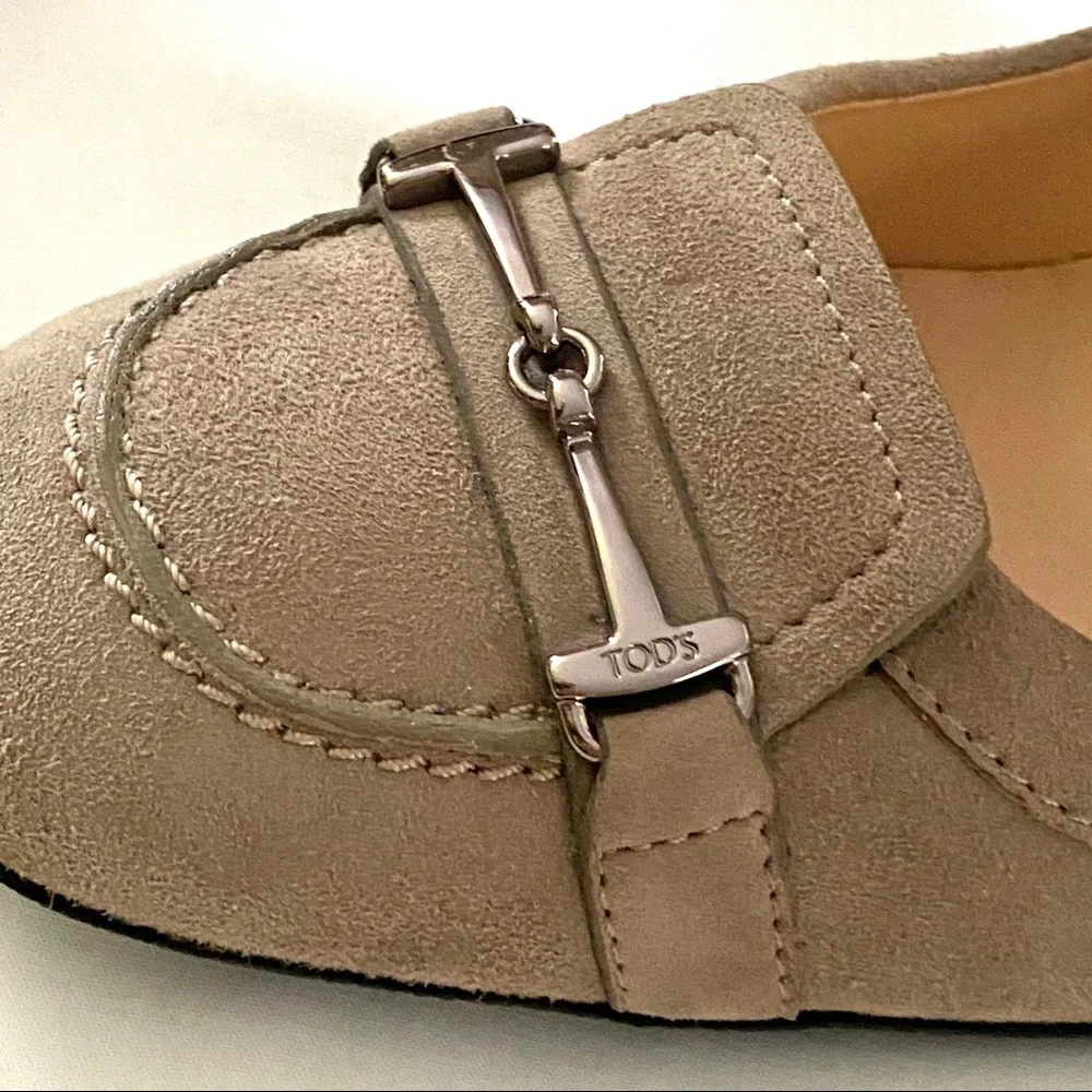 SOLD! 💚 Tod’s Jodie Horsebit Pumps NWOB - Picture 9 of 13